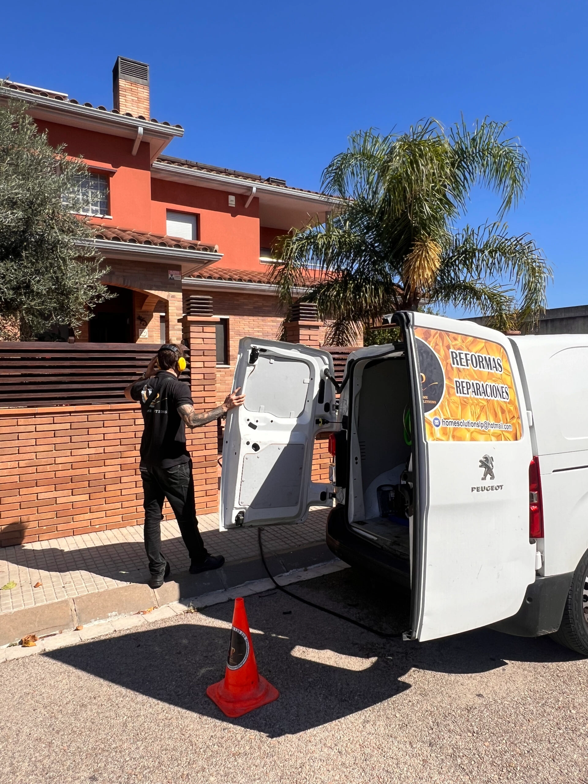 Cómo detectar fugas ocultas en casa